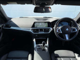 BMW専門のメカニックが、100項目にも上るポイントを徹底的にチェック。交換基準に達した部品があれば、弊社負担にて交換後、お客様へご納車致します。