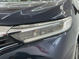 LEDヘッドライトは、点灯の瞬間から最大光量を発揮し、突然暗くなるトンネルなどでの安定感を高めます。
