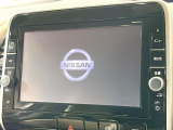 【純正9インチナビ】インテリアに溶け込むスタイリッシュな「専用設計」メーカーナビを装備♪視認性や操作性など基本性能にも優れ、より上質なカーライフをお楽しみいただけます。
