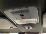 Honda CONNECTサービス対応車です。Honda CONNECT用緊急通報ボタン/トラブルサポートボタンが付いています。