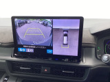 マルチビューカメラを搭載ですので、まるで見下ろし映像のように車両の周囲を確認できます。