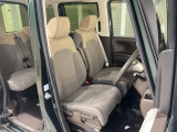 乗降がしやすい運転席。高さが調節できて小柄な方でも運転しやすいポジションをとることができます。