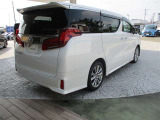 自動車保険も取り扱っております。この機会に保険を見直しましょう♪