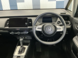 運転しやすいインパネ周りです!見やすいレイアウトで快適なドライブをサポートします!