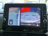 【アラウンドビューモニター】空から見下ろした映像がナビ画面にて確認可能です。駐車もラクラクですよ♪