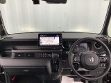 この度は、当店のお車をご覧いただきまして誠にありがとうございます。当店では全国販売・納車も行っております。県によって陸送費用は異なりますのでお気軽にお問い合わせください。