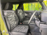 運転席シート廻りは使用感も少なく、良好な状態となっています。前オーナー様が丁寧に使っていたことがよくわかりますね。