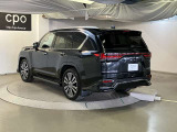 厳しい基準を満たすため、細かな傷もできるだけ修繕しています。そのため、車両品質評価書上で一部『修理あと有り』とされる場合がございますが、傷消しなどを行った結果ですのでご安心ください。