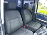運転席シート廻りは使用感も少なく、良好な状態となっています。丁寧に使われていたことがよくわかりますね。
