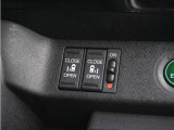 ◆両側電動スライドドア◆狭い駐車場でも乗り降りが楽々♪お子様が隣の車にドアを当ててしまう心配もございません!小さなお子様連れの方もこれで安心。