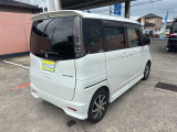 プライバシーガラス リヤスポイラー