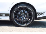 【電話番号 072-724-6336】こちらの車両のお問い合わせは、メルセデス・ベンツ箕面サーティファイドカーセンターまで!常設展示50台!