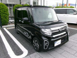 広々とした車内空間に優れた燃費性能。更にデザインも上質で人気のお車です!