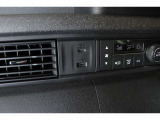 USB入力端子ついています!Apple CarPlayや、Android Autoに接続可能で、音楽再生やスマホのナビ機能が使用できます♪