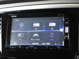 ナビゲーションは純正メモリーナビ(VXM-175VFi)を装着しております。AM、FM、CD、DVD再生、Bluetooth、音楽録音再生、フルセグTVがご使用いただけます。