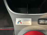 ルノー「トゥインゴ」に100台の限定 フランスのスポーツブランド「ルコックスポルティフ」とのコラボモ入荷!!