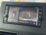 【アラウンドビューモニター】車両周辺をモニターで確認できて、駐車が苦手な人でもスムーズに駐車できます
