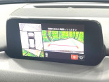 【360&deg;ビューモニター】専用のカメラにより、上から見下ろしたような視点で360度クルマの周囲を確認することができます☆死角部分も確認しやすく、狭い場所での切り返しや駐車もスムーズに行えます。