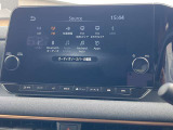 メーカー装着の9インチメモリーナビが装備済みです。