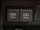 2.1Aポートがついています。
