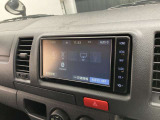 ブルートゥースに接続することにより、スマホに入ったお気に入りの音楽を車内で楽しむことができます♪あると本当に便利な機能になっています!