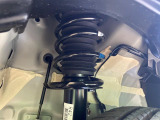 お車を安心してお乗りいただく為には、足回りの定期点検が欠かせません。サービスサポート(有償保証)では無料点検もご提供しており、安心のカーライフをお過ごしいただけるサポート体制が整っています。