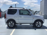 展示している中古車には保証をお付けしています。新車保証継承、OK保証、OK保証プレミアム、OK保証プラスなど年式やお車の状態によって保証内容が異なります。