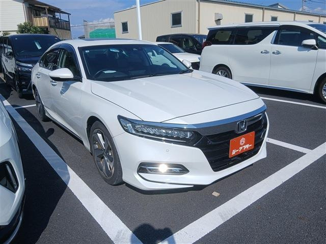 アコード 2.0 EX 禁煙車 純正8インチナビ サンルーフ
