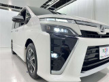フォグランプ装着車です。暗い夜道の車両前方を明るく照らします