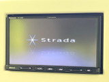 【ナビゲーション】使いやすいナビで目的地までしっかり案内してくれます。各種オーディオ再生機能も充実しており、お車の運転がさらに楽しくなります!!