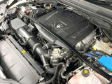 電動化の時代に伴い、マセラティでは2リッターシングルターボエンジン+48Vバッテリー 300馬力(カタログ値)マイルドハイブリッドモデルが登場。スムーズな走りを是非ご体感ください。