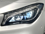 ●LEDヘッドライト:夜間走行時も良好な視界を確保し安心して運転できる高輝度LEDヘッドライトを装備!点灯速度が早く、消費電力も抑えられています。
