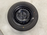 当社にてデモ走行時に装着していたワンシーズン使用の中古スタットレスタイヤ+ホイール4本セットを用意致しました。(2025年製、タイヤ+ホイールは現状渡し、保証対象外です)