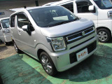 新車各メーカー取扱いしてます、販売センターには距離の少ない車、4WD車、登録落ちの車など、多数取り揃えております、又お客様のご希望の中古車もお探しできますので、ご用命下さい。