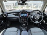 ◆北は北海道から南は沖縄まで、ご購入いただいたお車は全国にご納車が可能です!お電話、メール、動画などでリモートでお車のご案内も可能です!親切、丁寧に対応させて頂きますのでお気軽にご相談ください!