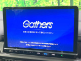 【純正ナビ】人気の純正ナビを装備しております。ナビの使いやすさはもちろん、オーディオ機能も充実!キャンプや旅行はもちろん、通勤や買い物など普段のドライブも楽しくなるはず♪