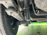 お車を安心してお乗りいただく為には、足回りの定期点検が欠かせません。サービスサポート(有償保証)では無料点検もご提供しており、安心のカーライフをお過ごしいただけるサポート体制が整っています。