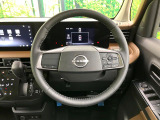 【純正革巻きステアリング】上質な革を使用することで、手にしっかり馴染みとても運転しやすいハンドルです♪