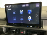 ホンダギャザーズメモリーナビ、フルセグ、DVD、CD再生にbluetoothのオーディオ機能が充実しています。