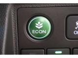 ECONスイッチの効果とあなたの運転で、クルマと力をあわせ「燃費向上=ガソリン代の節約=CO2 削減」のチャレンジをお楽しみください。