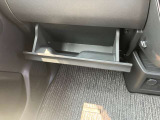 収納スペースもたくさん有ります☆車検証や小物類などすっきり収納♪