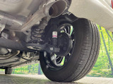 お車を安心してお乗りいただく為には、足回りの定期点検が欠かせません。サービスサポート(有償保証)では無料点検もご提供しており、安心のカーライフをお過ごしいただけるサポート体制が整っています。