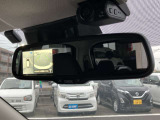 インテリジェンスルームミラー付いています、アラウンドビューカメラはこちらにも表示されます♪