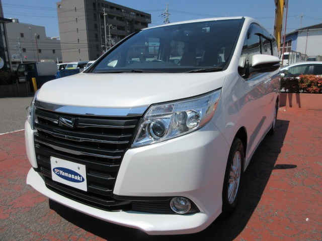 トヨタ ノア 
