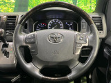 【純正革巻きステアリング】上質な革を使用することで、手にしっかり馴染みとても運転しやすいハンドルです♪