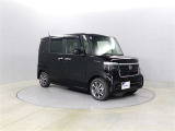 車両価格は、点検・整備費用を含みます。また、ナンバー取得登録・車庫証明の手続きに必要な手数料以外、余分な手数料はいただきません。※税金・法定費用・自賠責保険・リサイクル預託金は別途必要です。
