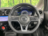 【ステアリングスイッチ】運転中、前方から目線をそらすことなく、オーディオ等の操作が可能な便利機能!安心&快適なドライブを演出してくれます♪