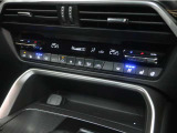 夏場に快適、シートベンチレーション運転席、助手席装備