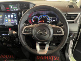 今お乗りのお車の価値が気になる方は、お気軽にお声がけください。査定士の資格を持ったスタッフが、丁寧に査定いたします