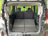 普段のお買い物や通勤、送迎等に十分な荷室スペースを確保しております。セカンドシートを倒すと、大きな荷物の積載も可能です♪